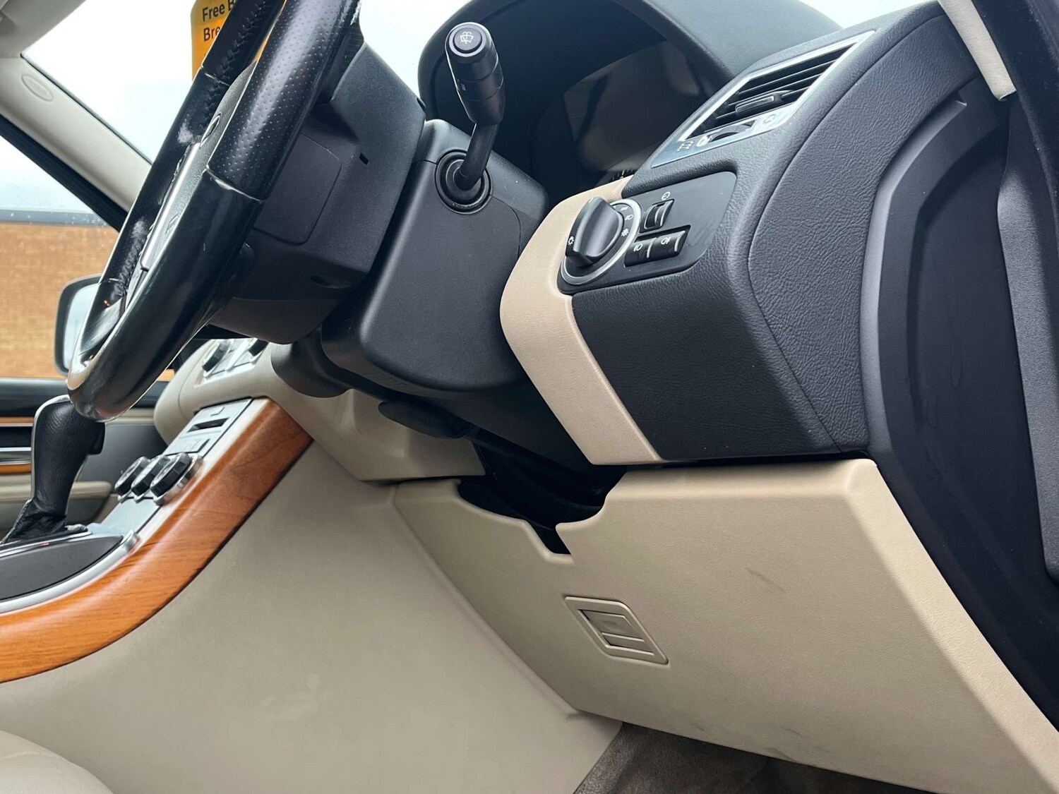 Used Land Rover Range Rover Sport 2011 for sale - 77001180: Photo 23