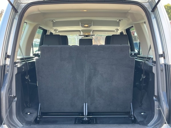 Used Land Rover Discovery 4 2015 for sale - 76118531: Photo 19