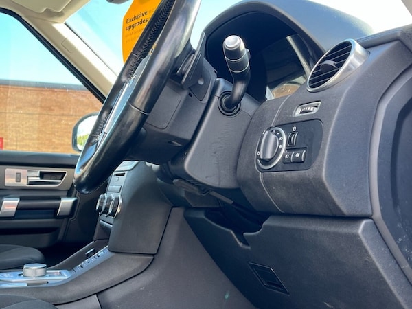 Used Land Rover Discovery 4 2015 for sale - 76118531: Photo 33
