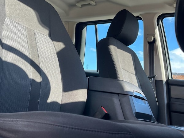 Used Land Rover Discovery 4 2015 for sale - 76118531: Photo 35