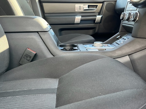 Used Land Rover Discovery 4 2015 for sale - 76118531: Photo 36