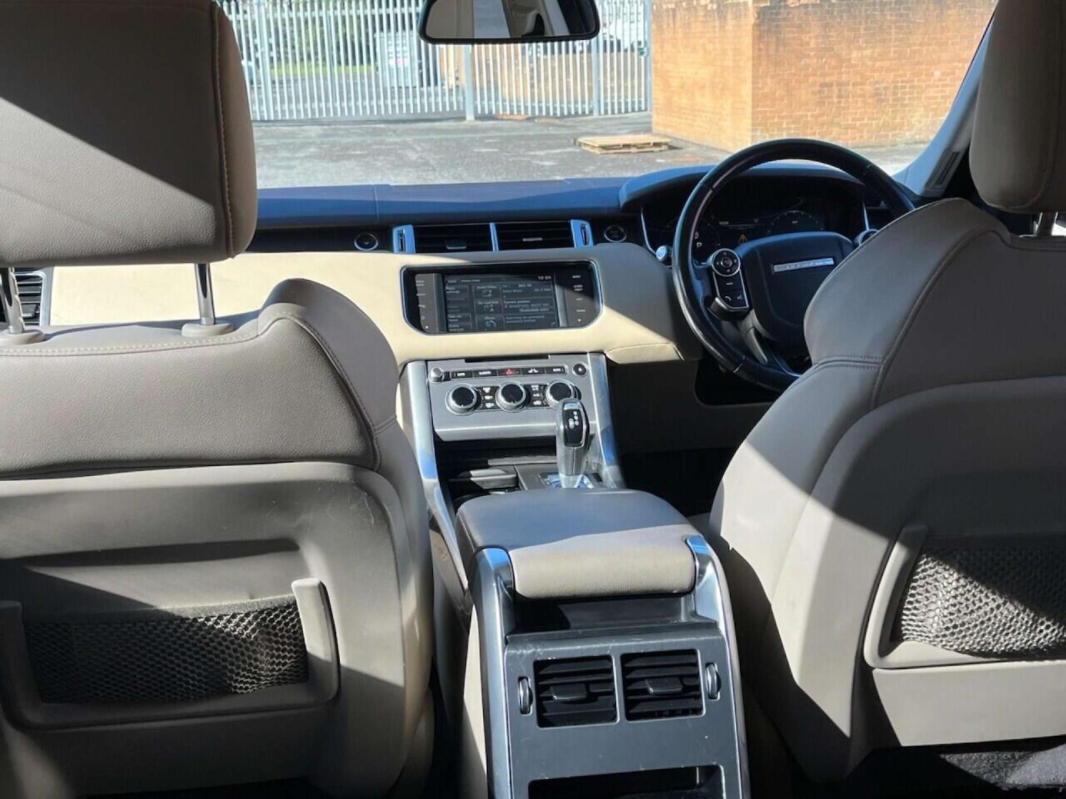 Used Land Rover Range Rover Sport 2014 for sale - 77655622: Photo 17