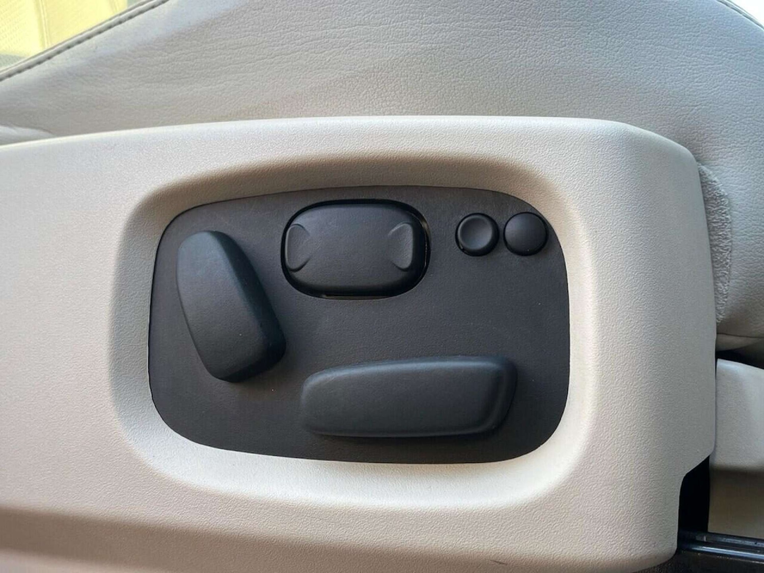 Used Land Rover Range Rover Sport 2012 for sale - 77001187: Photo 23