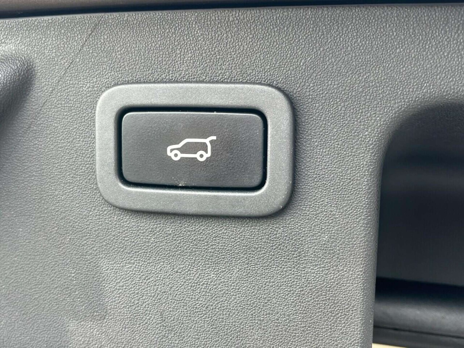 Used Land Rover Discovery Sport 2015 for sale - 77001208: Photo 21