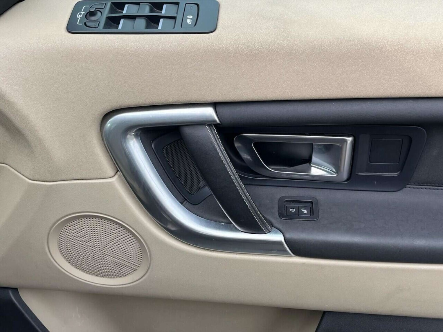 Used Land Rover Discovery Sport 2015 for sale - 77001208: Photo 40