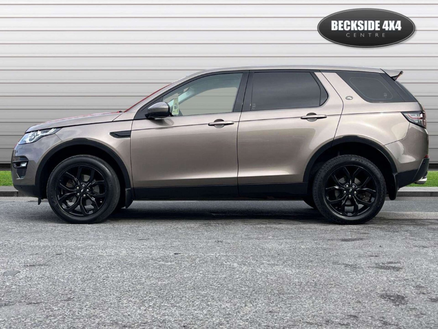 Used Land Rover Discovery Sport 2015 for sale - 77001208: Photo 6