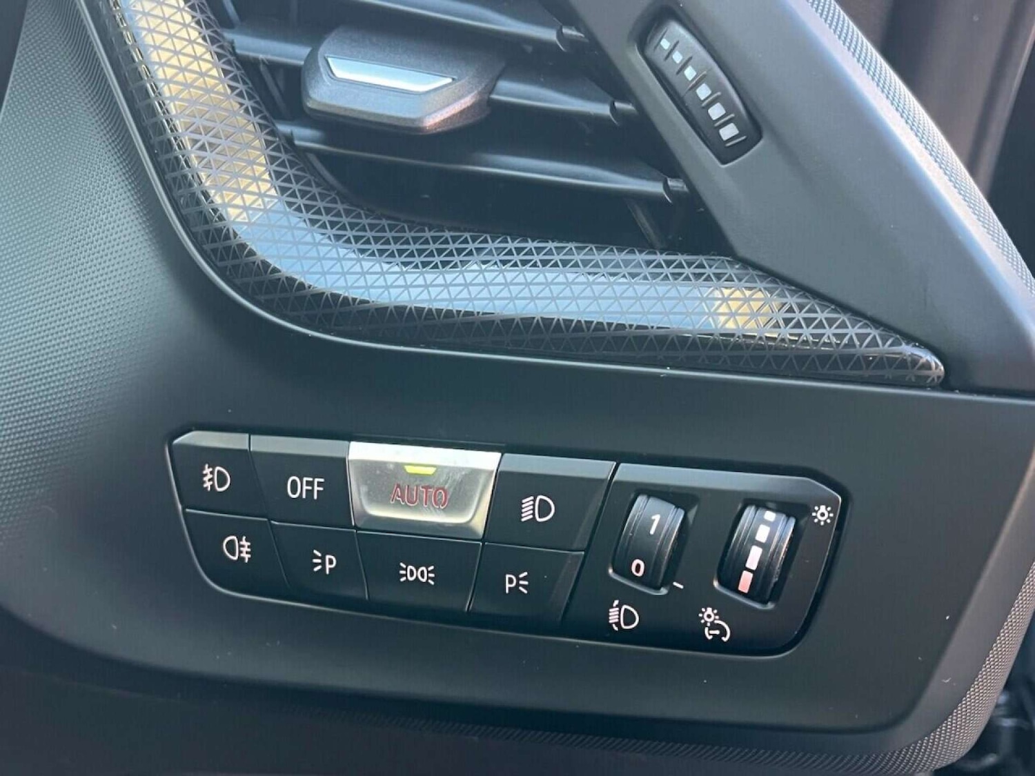 Used BMW 2 Series 2021 for sale - 77001243: Photo 24