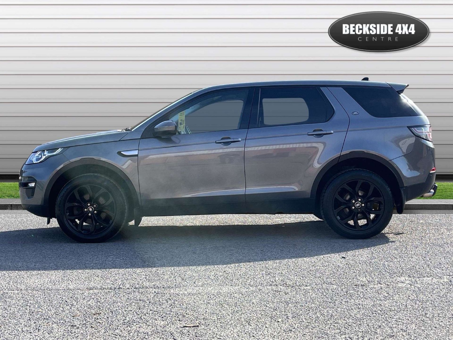 Used Land Rover Discovery Sport 2015 for sale - 78038588: Photo 6