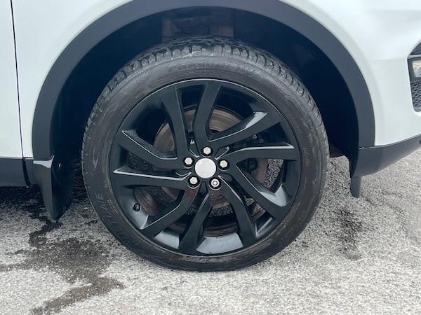 Used Land Rover Discovery Sport 2015 for sale - 75264169: Photo 14