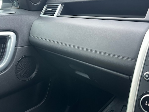 Used Land Rover Discovery Sport 2015 for sale - 75264169: Photo 40