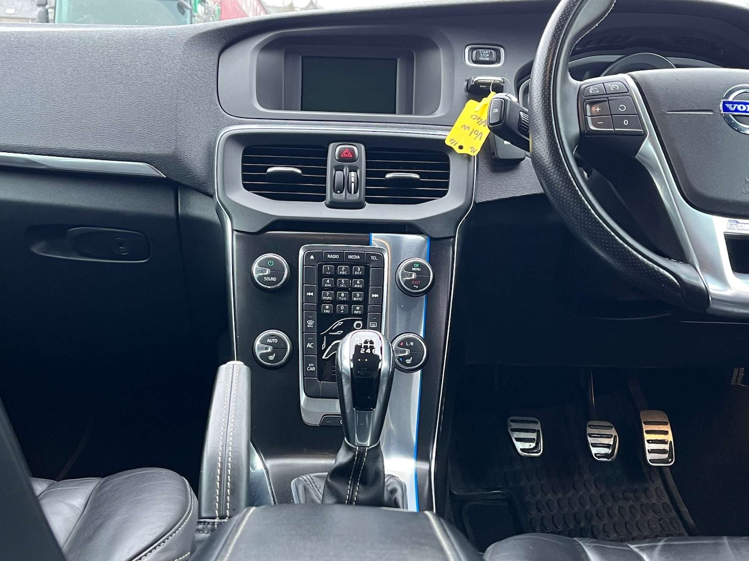 Used Volvo V40 2014 for sale - 77001247: Photo 23