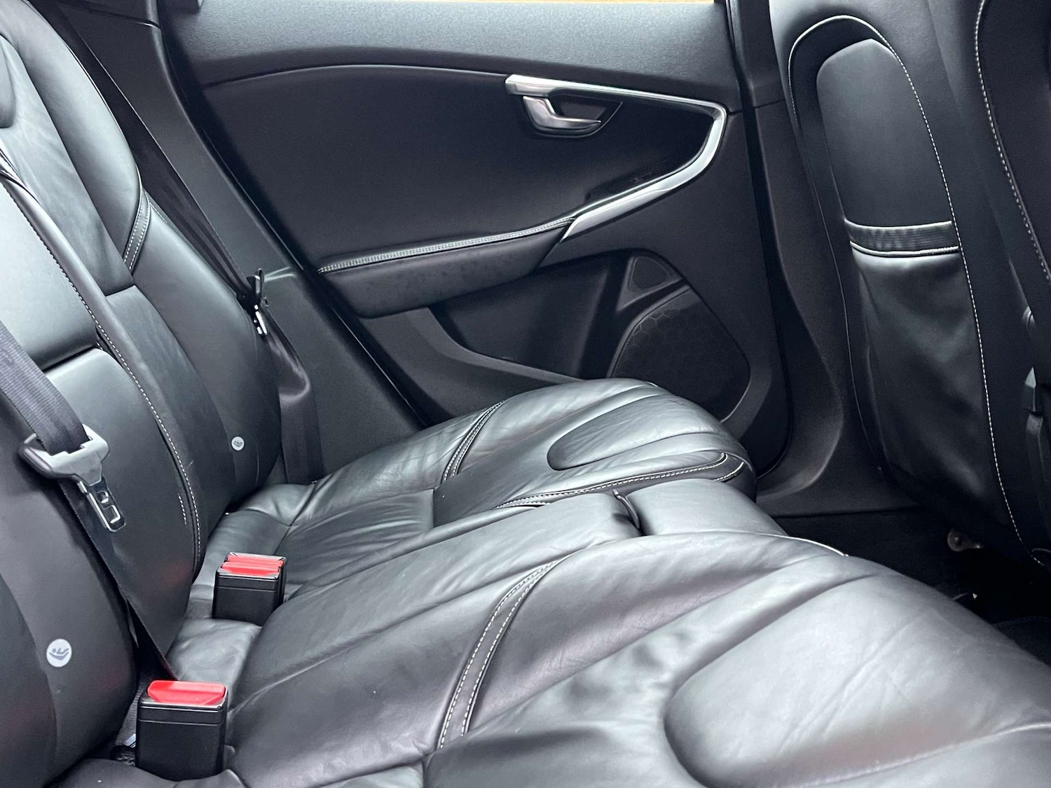 Used Volvo V40 2014 for sale - 77001247: Photo 25