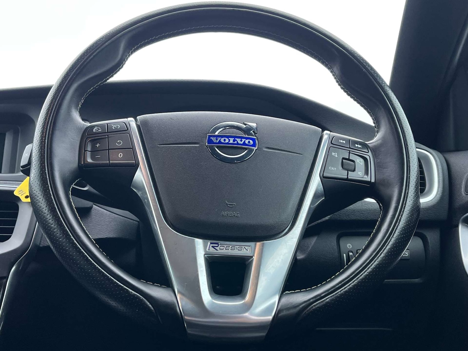 Used Volvo V40 2014 for sale - 77001247: Photo 26