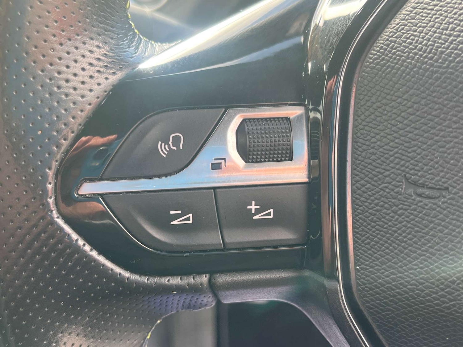 Used Peugeot 2008 2020 for sale - 78083564: Photo 17