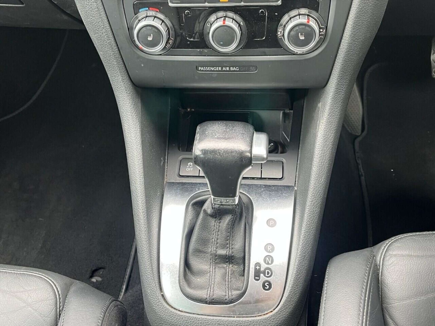 Used Volkswagen Golf 2011 for sale - 77001183: Photo 14