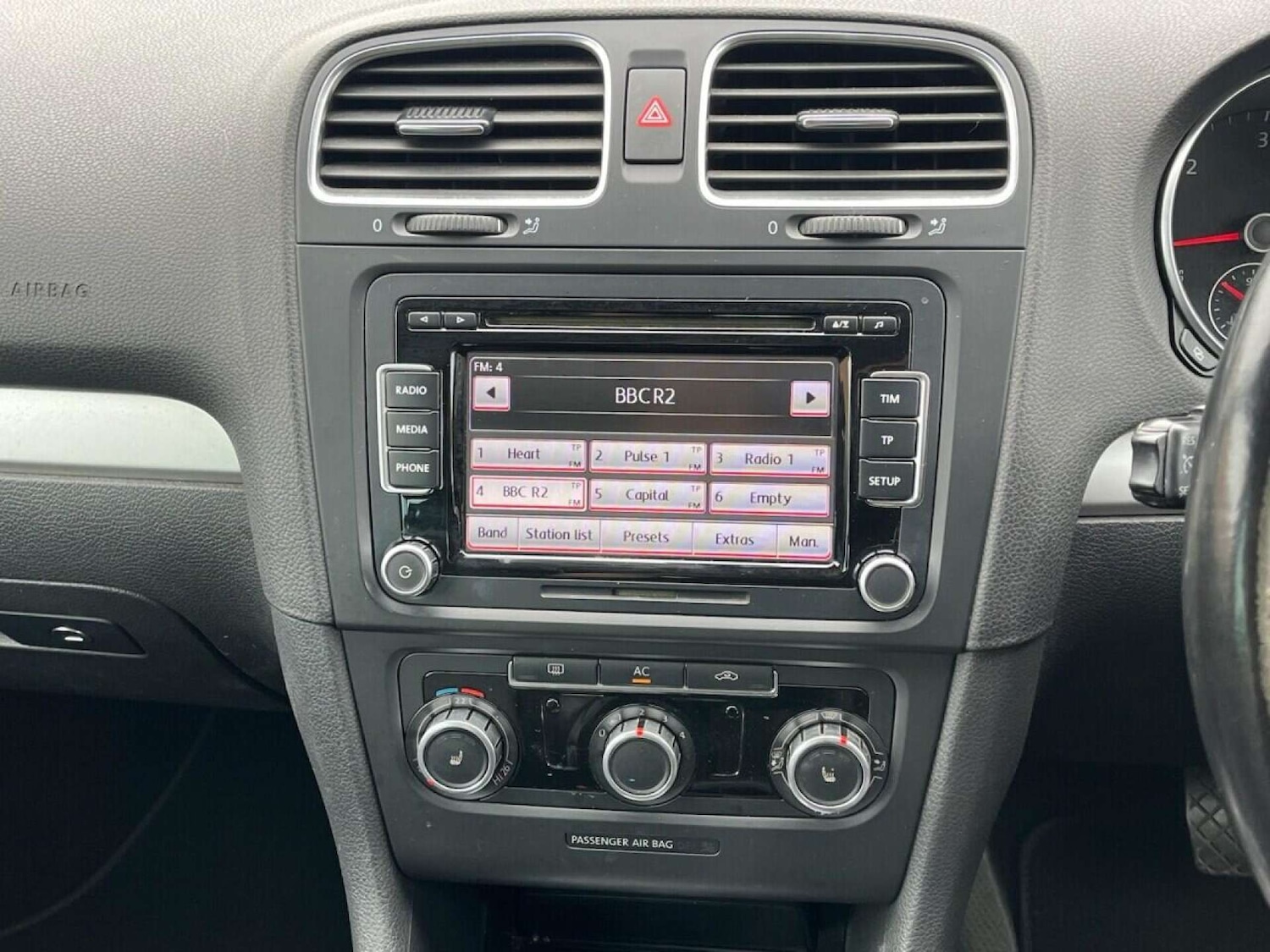 Used Volkswagen Golf 2011 for sale - 77001183: Photo 17