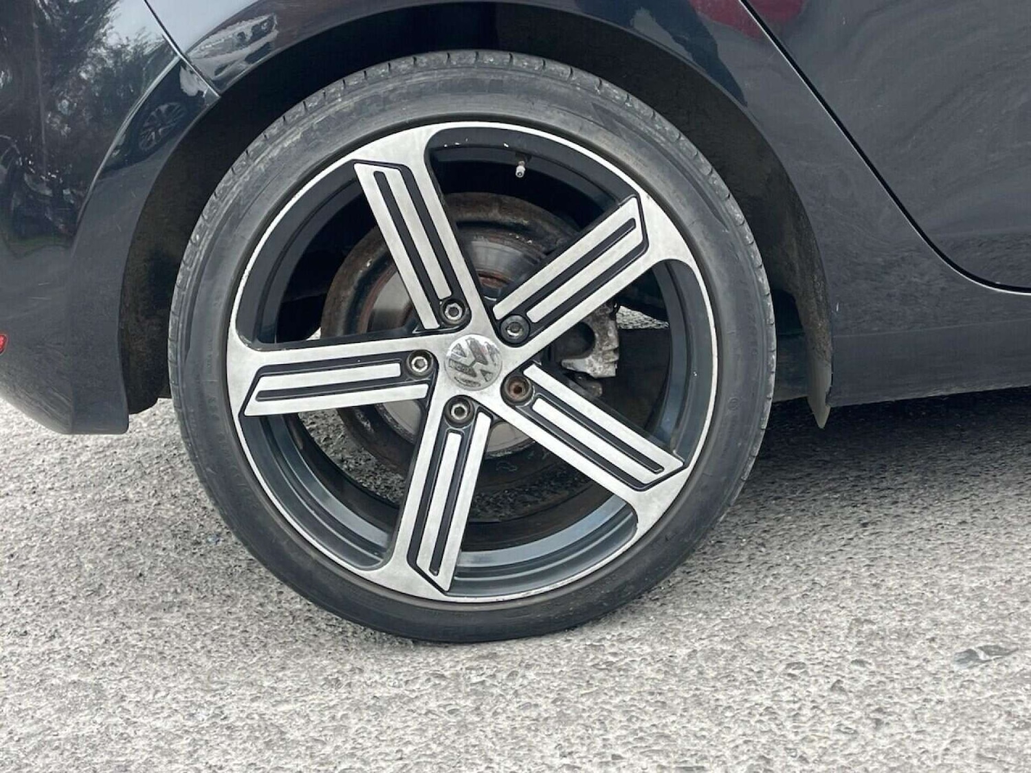 Used Volkswagen Golf 2011 for sale - 77001183: Photo 25