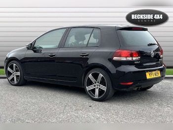Used Volkswagen Golf 2011 for sale - 77001183: Photo
