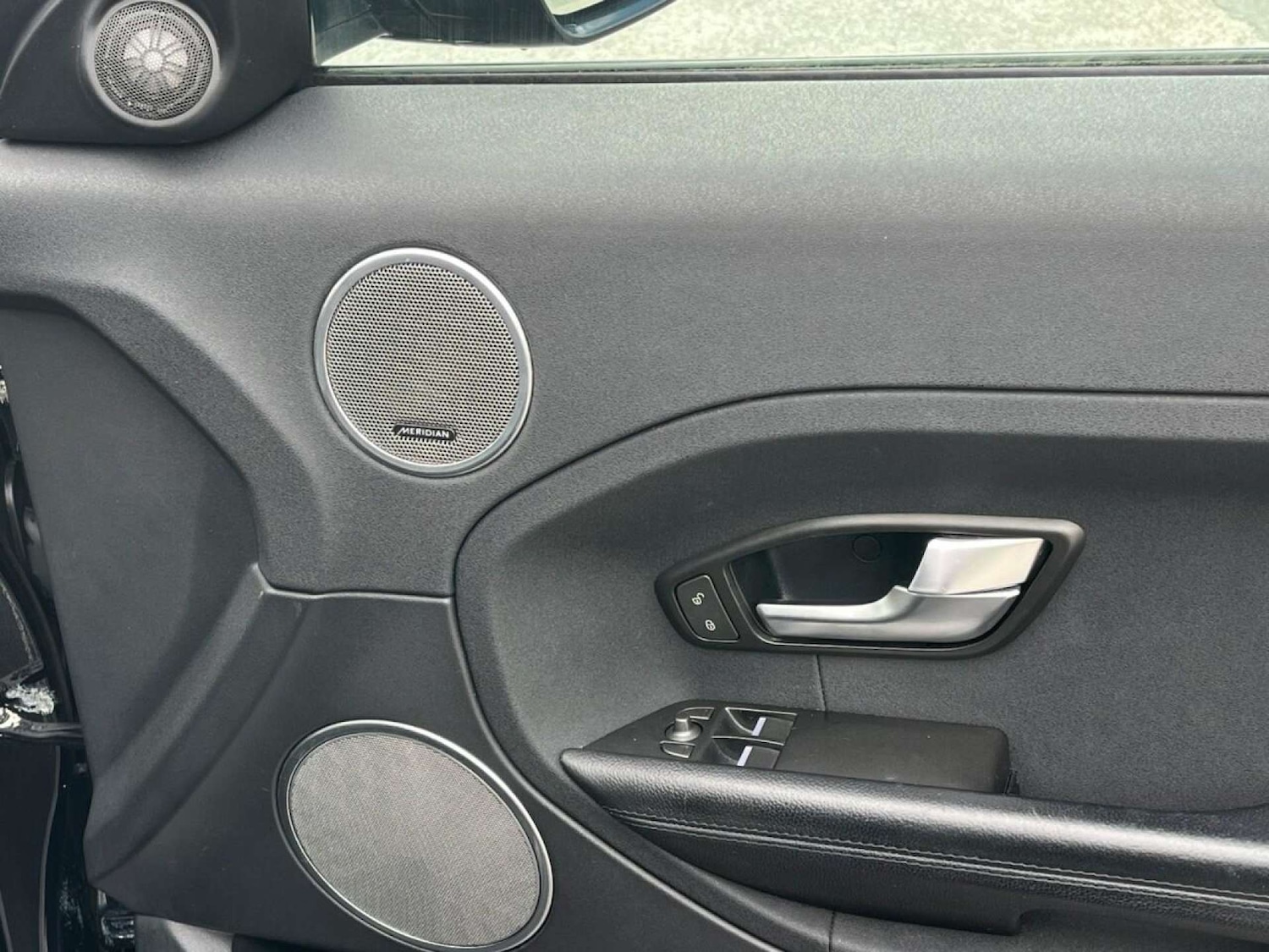 Used Land Rover Range Rover Evoque 2015 for sale - 77001223: Photo 32