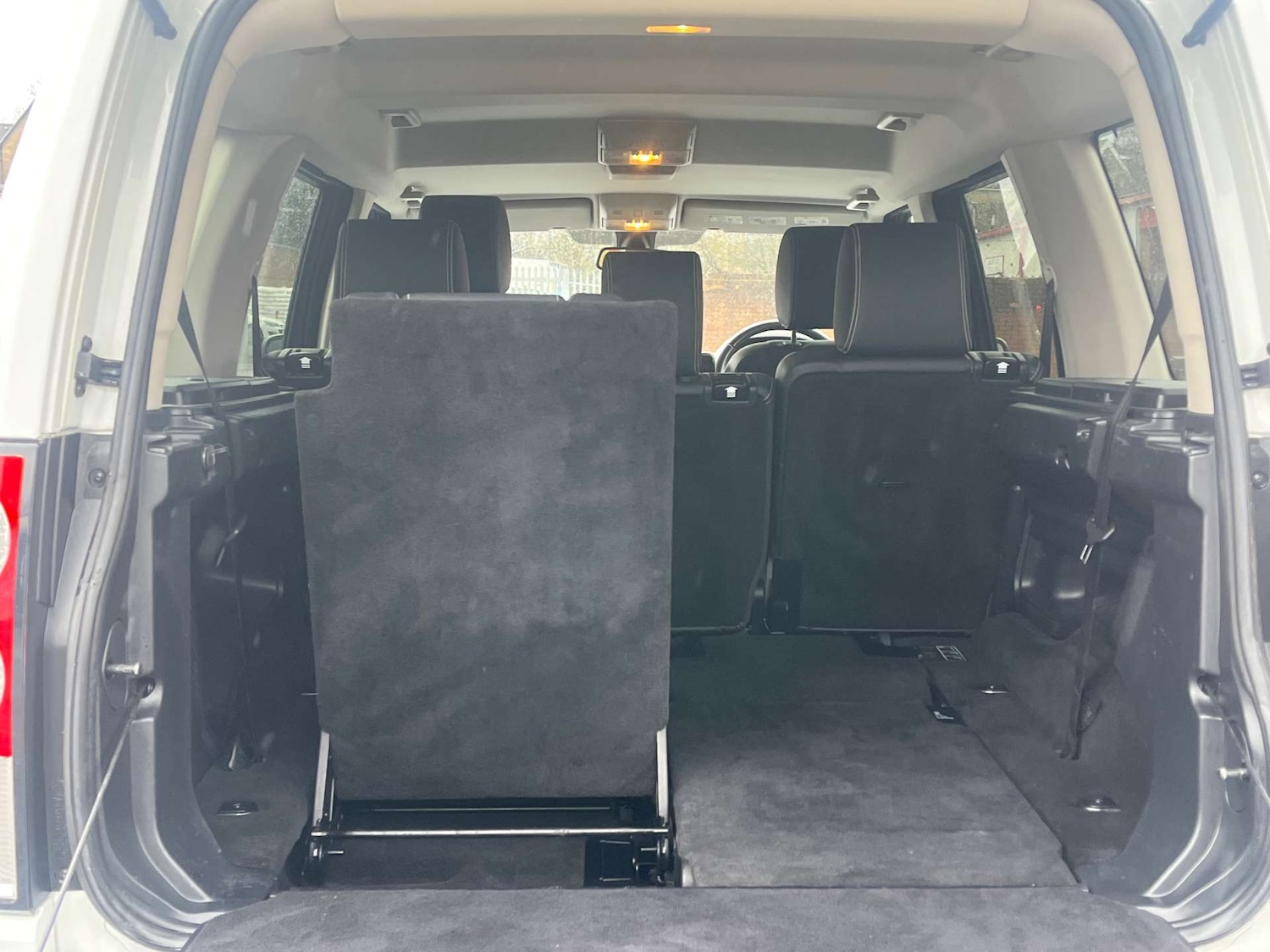 Used Land Rover Discovery 2011 for sale - 77417593: Photo 18