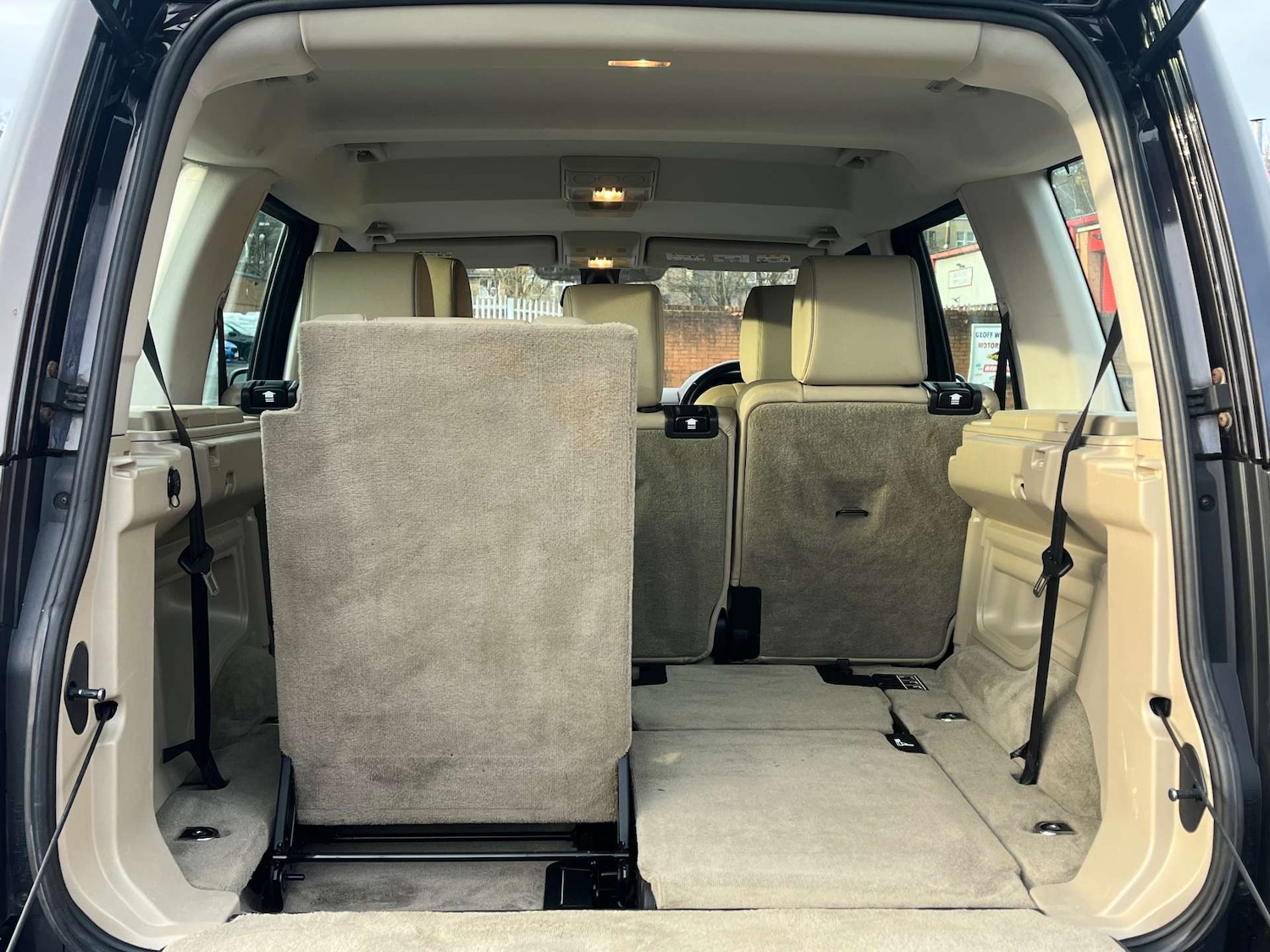 Used Land Rover Discovery 2011 for sale - 77113477: Photo 12