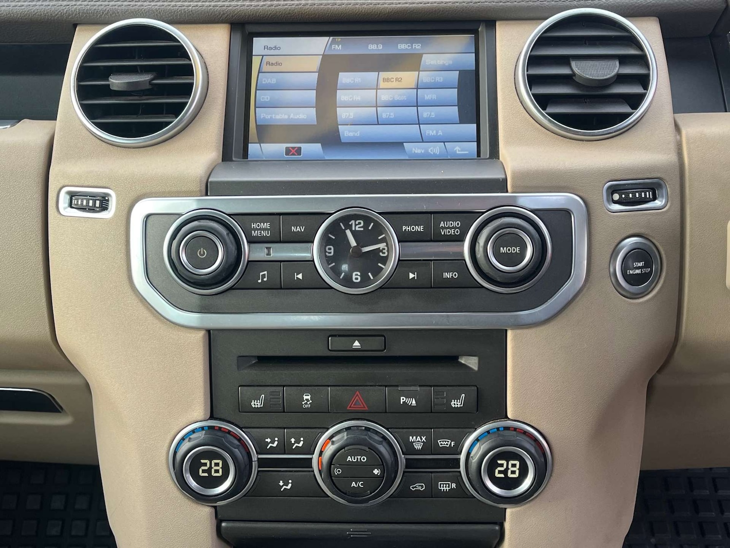 Used Land Rover Discovery 2011 for sale - 77113477: Photo 14