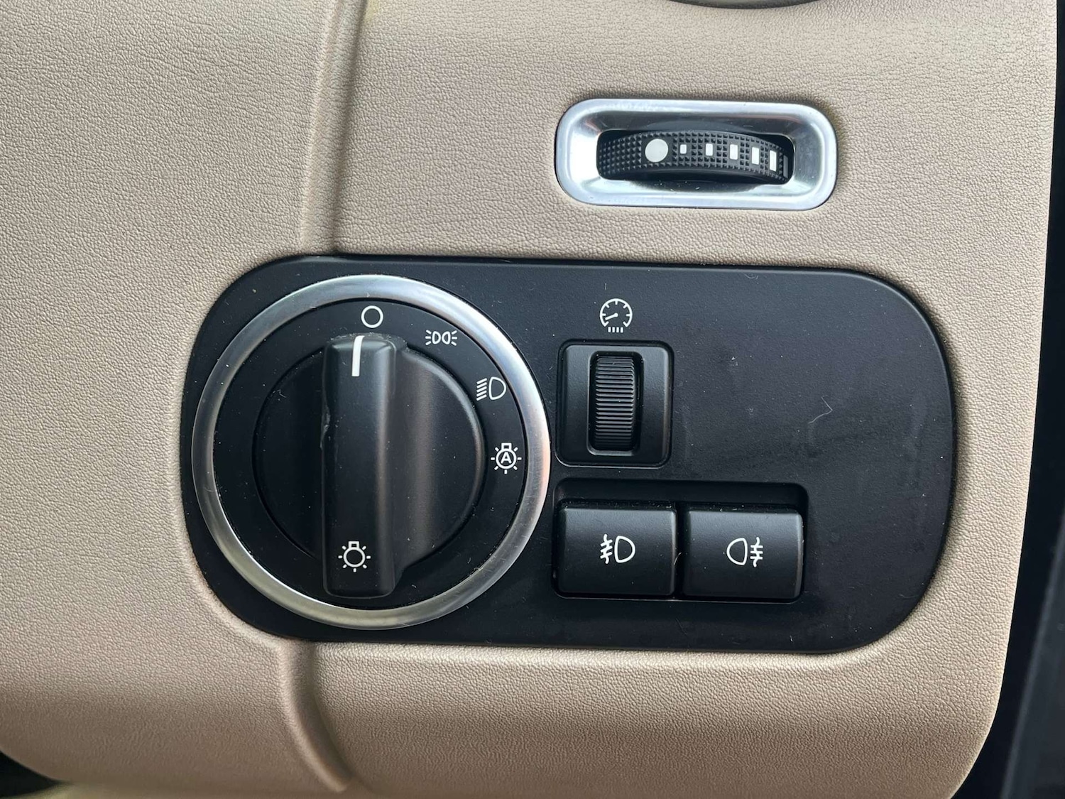 Used Land Rover Discovery 2011 for sale - 77113477: Photo 45