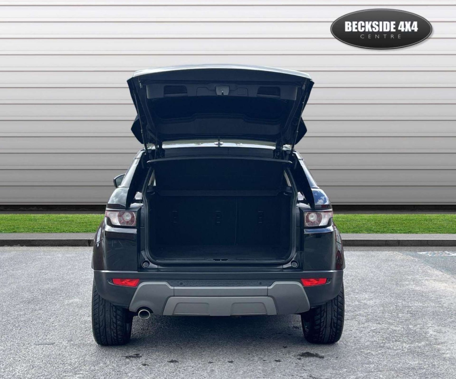 Used Land Rover Range Rover Evoque 2015 for sale - 77917786: Photo 11