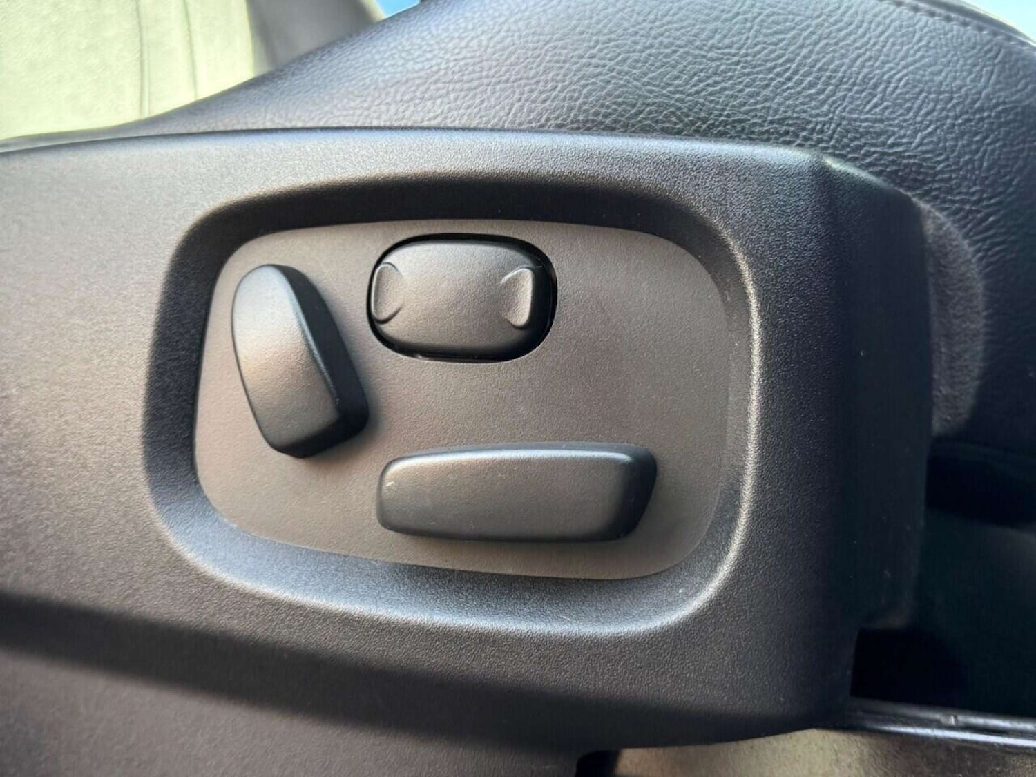 Used Land Rover Discovery 2012 for sale - 77917733: Photo 37