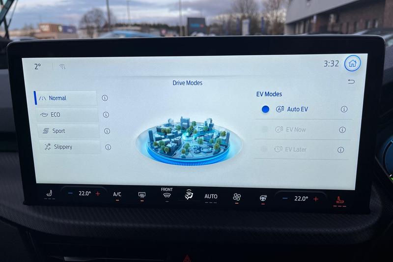 Used Ford Kuga 2025 for sale - 77132660: Photo 24