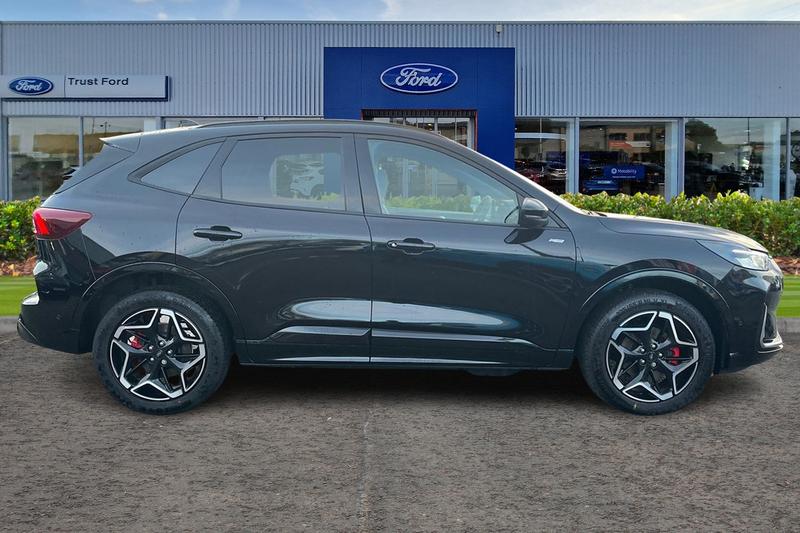 Used Ford Kuga 2025 for sale - 77132660: Photo 3