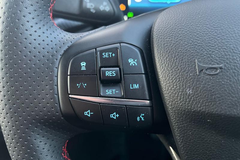 Used Ford Kuga 2025 for sale - 77132660: Photo 36