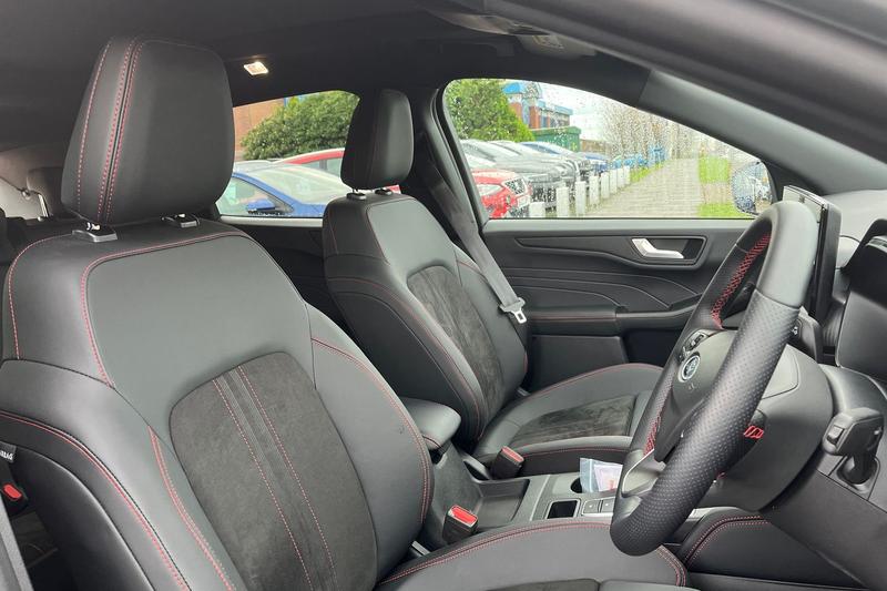 Used Ford Kuga 2024 for sale - 76854844: Photo 17