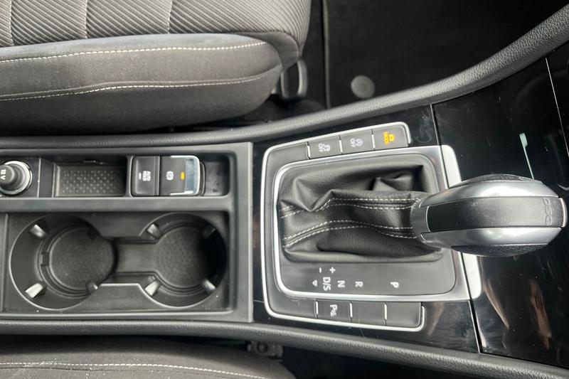 Used Volkswagen Golf 2018 for sale - 77804535: Photo 37