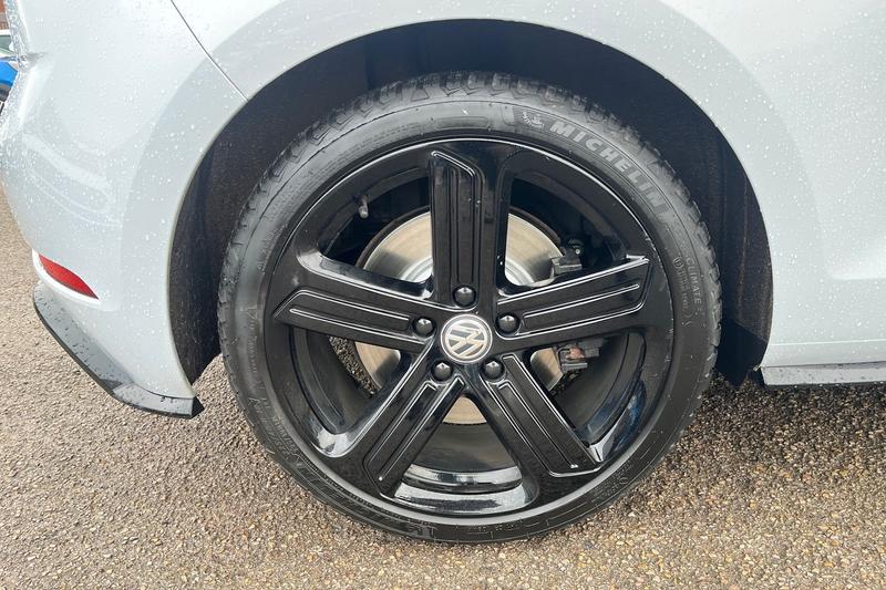 Used Volkswagen Golf 2018 for sale - 77804535: Photo 8