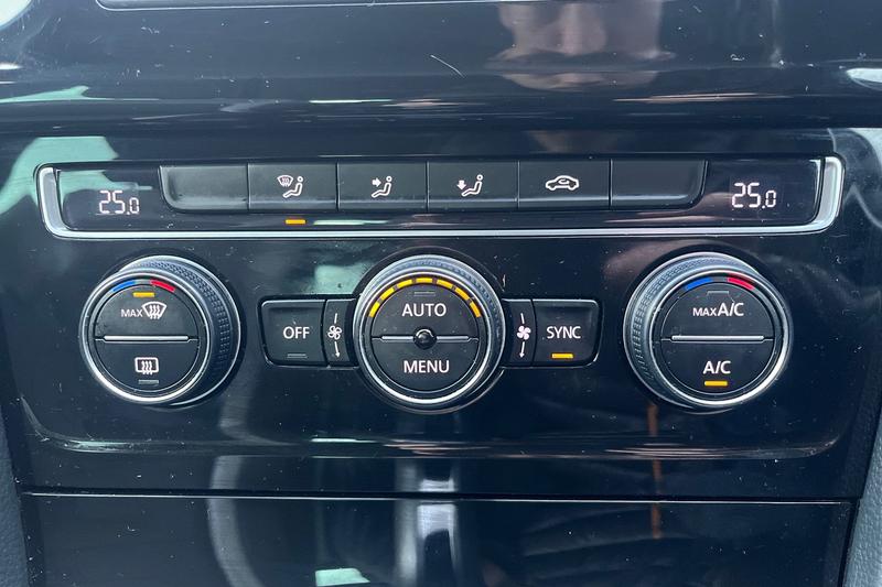 Used Volkswagen Golf for sale - 77659794: Photo 30