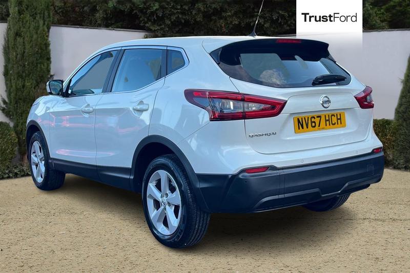 Used Nissan Qashqai 2018 for sale - 76382276: Photo 2