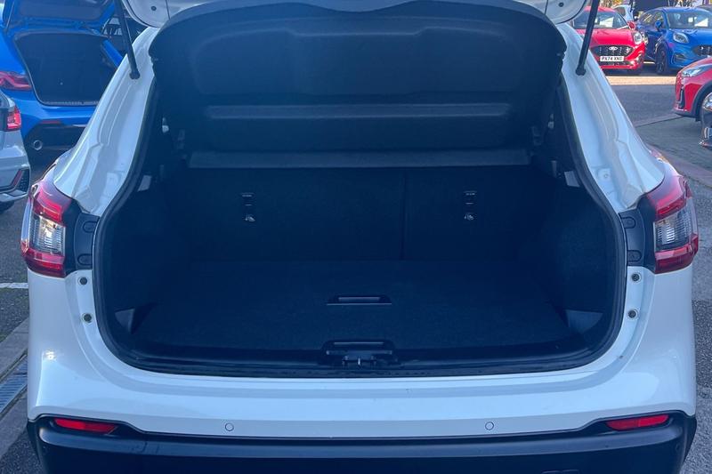 Used Nissan Qashqai 2018 for sale - 76382276: Photo 21