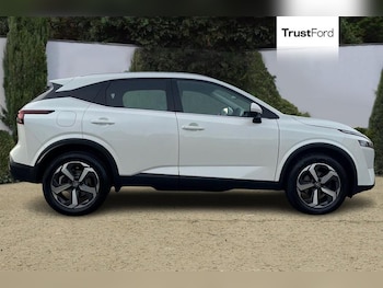 Used Nissan Qashqai 2024 for sale - 76415955: Photo