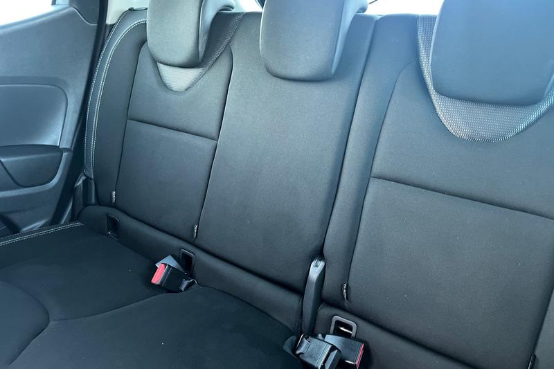 Used Renault Clio 2018 for sale - 77055924: Photo 20