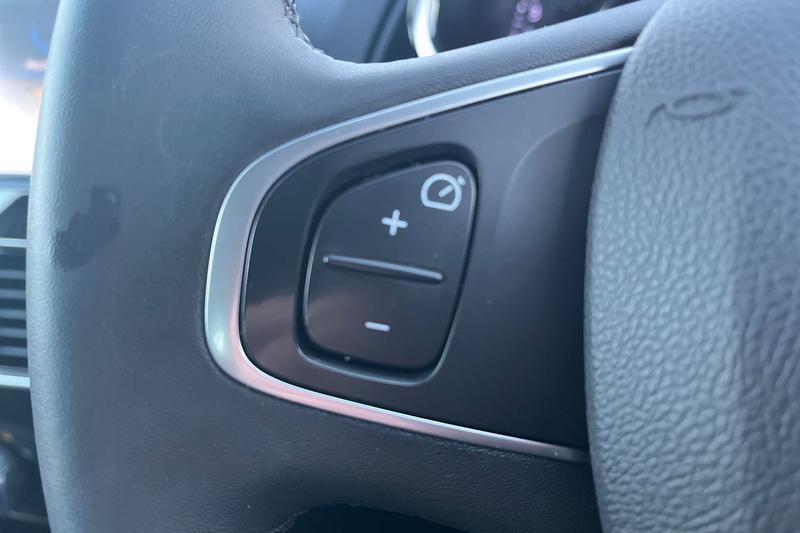 Used Renault Clio 2018 for sale - 77055924: Photo 28