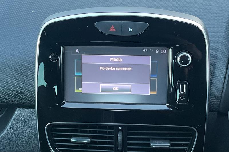 Used Renault Clio 2018 for sale - 77055924: Photo 32