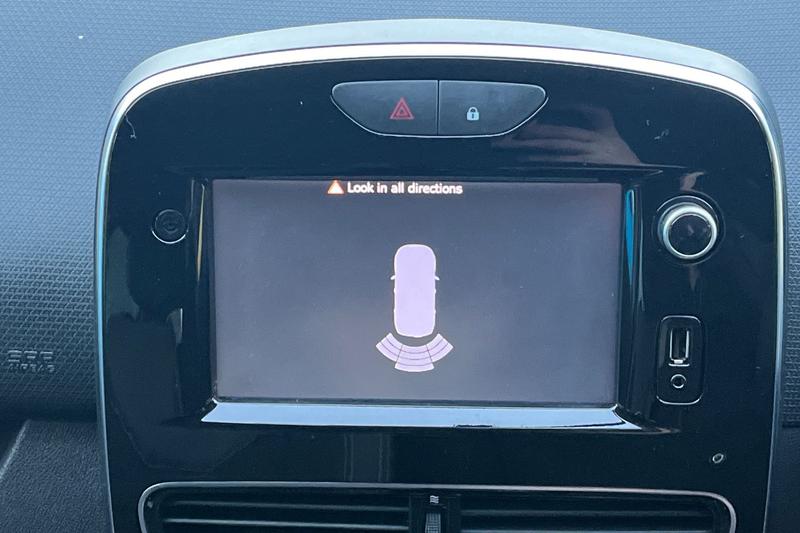 Used Renault Clio 2018 for sale - 77055924: Photo 37