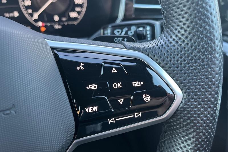 Used Volkswagen Touareg 2023 for sale - 76703273: Photo 38