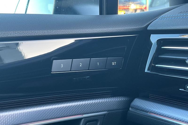 Used Volkswagen Touareg 2023 for sale - 76703273: Photo 40