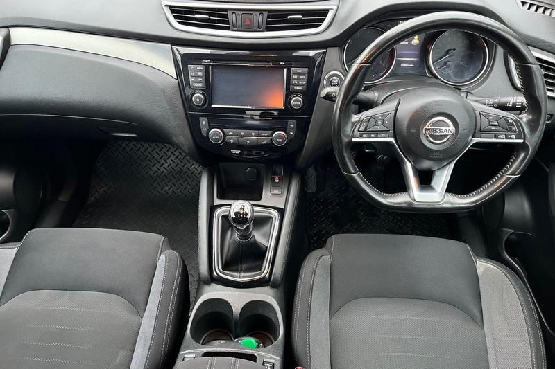 Used Nissan Qashqai 2017 for sale - 77672562: Photo 10