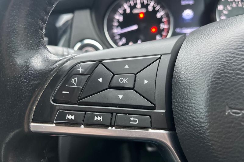 Used Nissan Qashqai 2017 for sale - 77672562: Photo 29