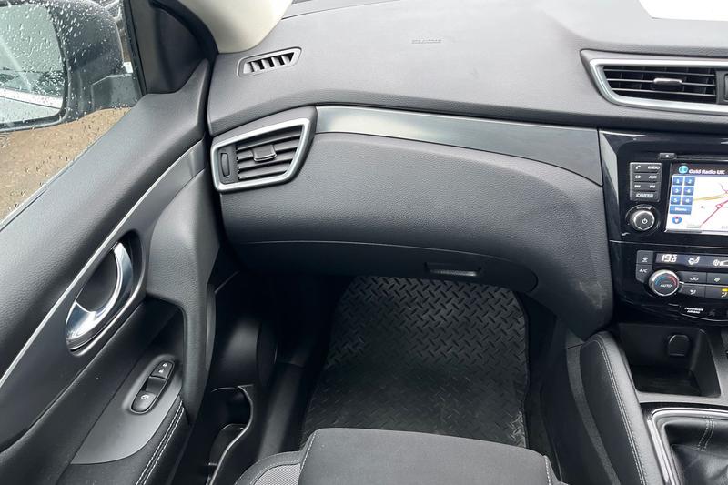 Used Nissan Qashqai 2017 for sale - 77672562: Photo 36