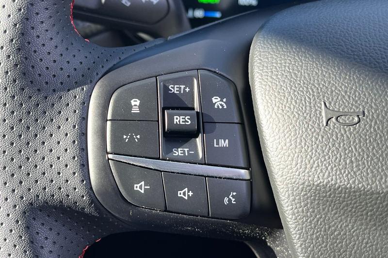 Used Ford Kuga 2024 for sale - 76350393: Photo 28