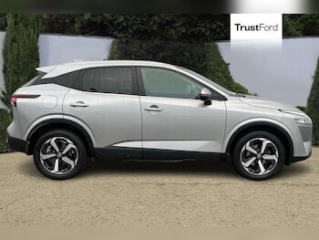 Used Nissan Qashqai 2023 for sale - 76580842: Photo